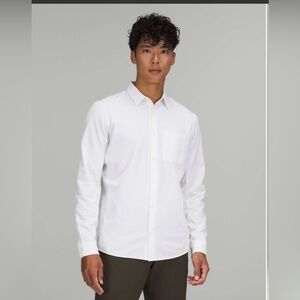 NWOT Lululemon Commission Long Sleeve Shirt